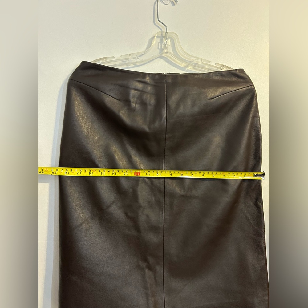 FOLIO SAKS FIFTH AVENUE chocolate Brown Leather Pencil Modi-Skirt - Picture 13 of 15
